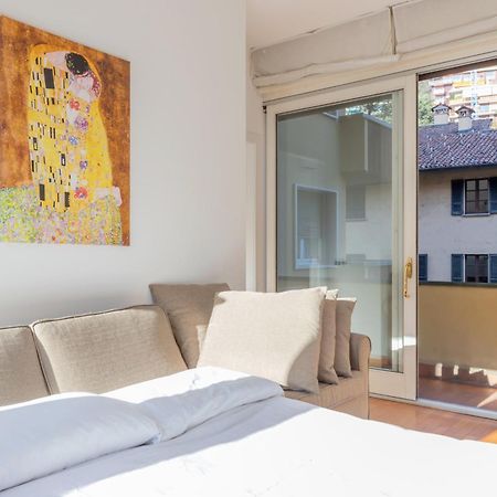 Joivy Apartments By The Lake Como Eksteriør billede