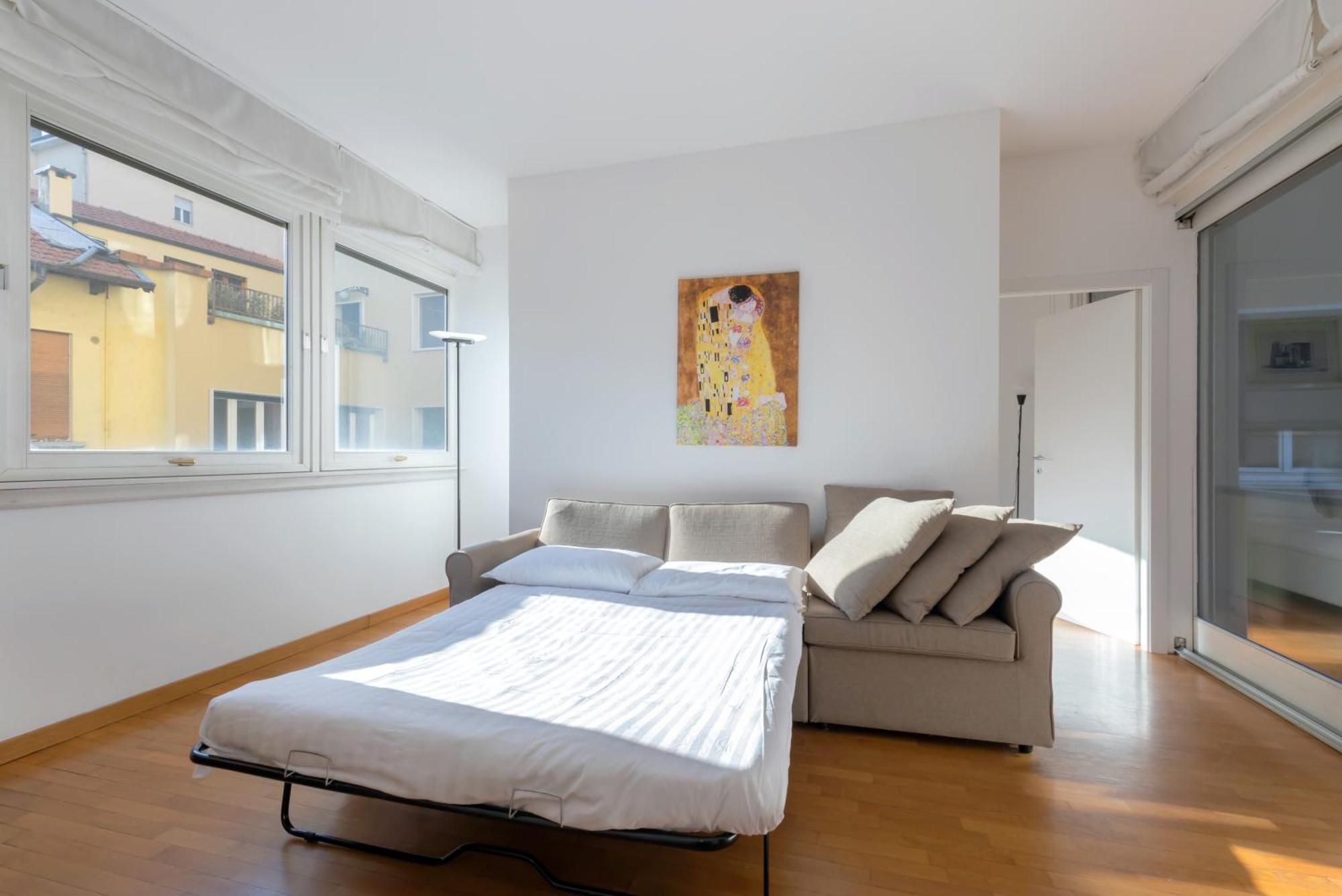 Joivy Apartments By The Lake Como Eksteriør billede